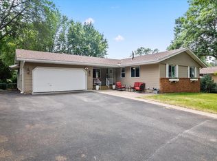 2478 Hillside Rd, White Bear Lake, MN 55110