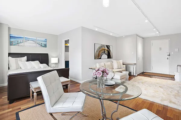 Sold by Halstead Real Estate | media 2