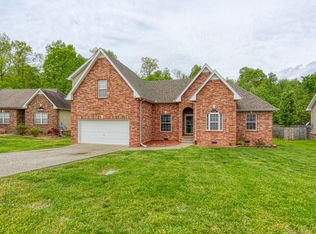 242 Foster Dr, White House, TN 37188