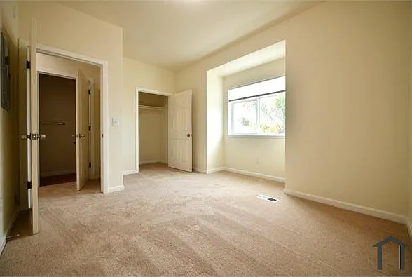 7517 Bancroft Ave — Photo 29