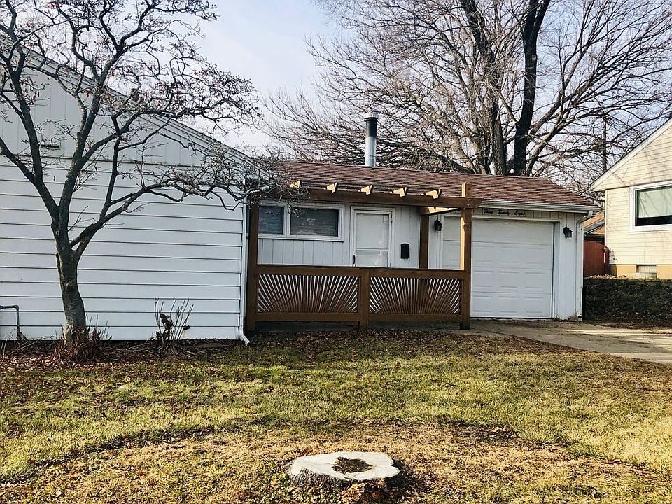 1st image of 328 Skylark Dr