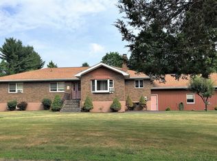 15 Flagler Rd, Hopewell Junction, NY 12533