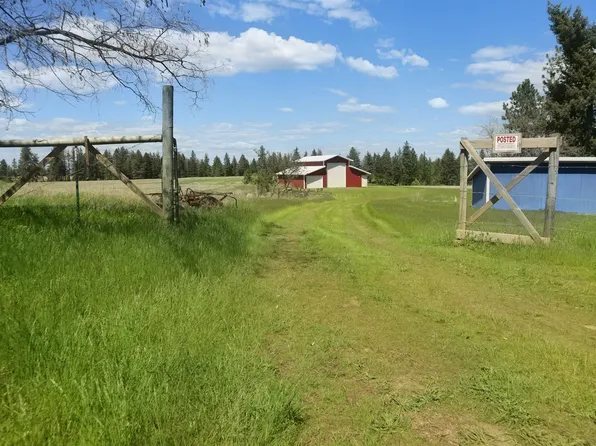 E Orchard Bluff Rd, Chattaroy, WA 99003