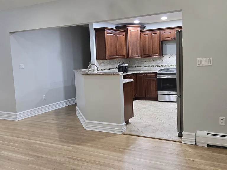 13 Victory Rd — Photo 19