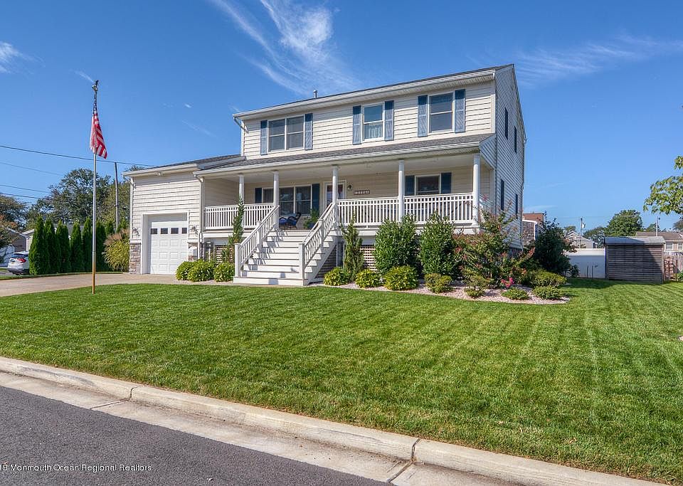 1st image of 2206 Christine Ct