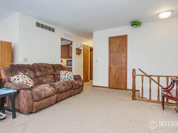 3rd image of 3164 Amwood Ave