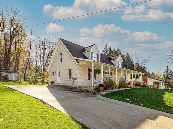 2nd image of 114 Parklane Dr