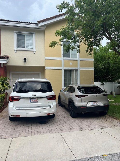 1st image of 5347 SW 40th Ave