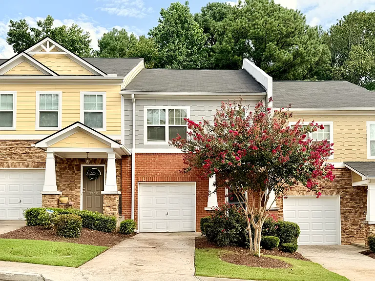 1720 Arbor Gate Dr — Photo 1