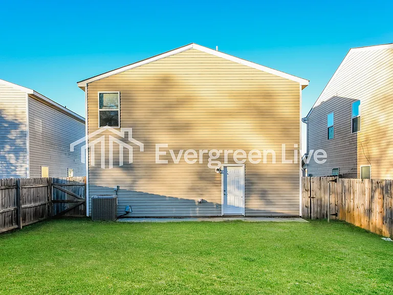 122 Cloverbrook Dr — Photo 15