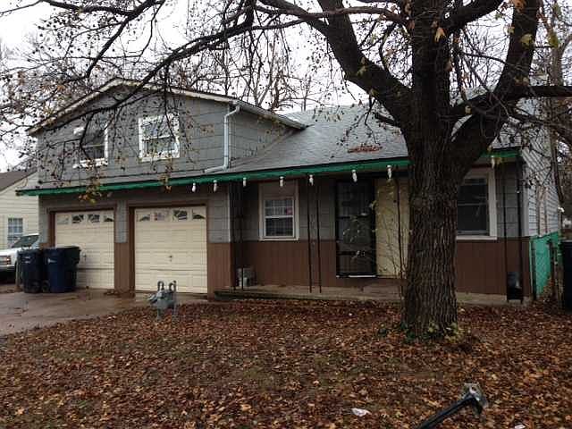 2nd image of 2650 SW 40th St