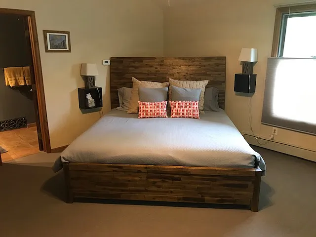 909 Wheel Cir — Photo 8