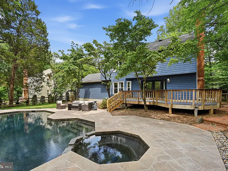 5610 Cavalier Woods Ln — Photo 47