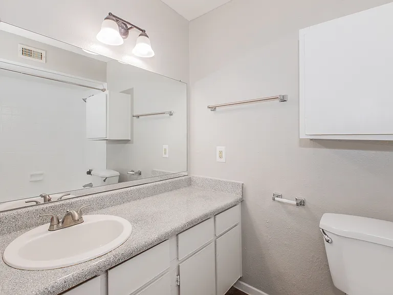 1410 Martinsville St — Photo 13