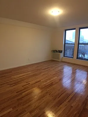 Rented by Roberto Guilbet, LREB | media 32