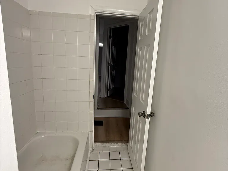 35 Harding Ave — Photo 34