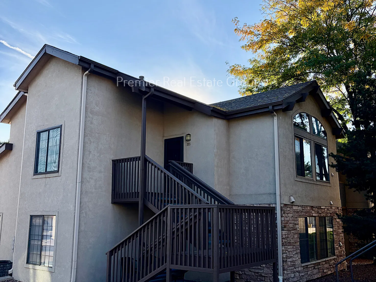 2 bed, 1207 sqft, $1,695 — Photo 2