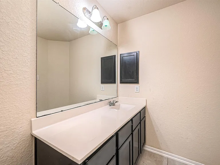 3030 Currier Ct — Photo 25