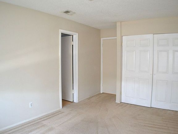 4th image of 5616 Harvest Hill Rd