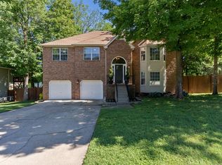 605 Woodland Hills Dr, La Vergne, TN 37086