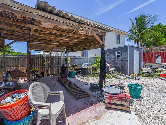 5th image of 62 Coco Plum Dr