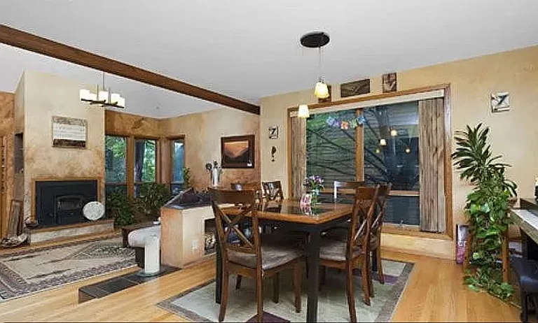 1020 Oakdale Pl — Photo 5