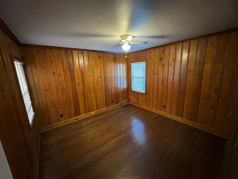 521 Vista Dr — Photo 13