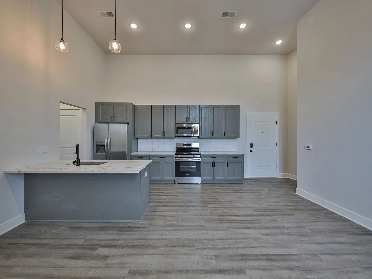 HH Bangor Block — Photo 1