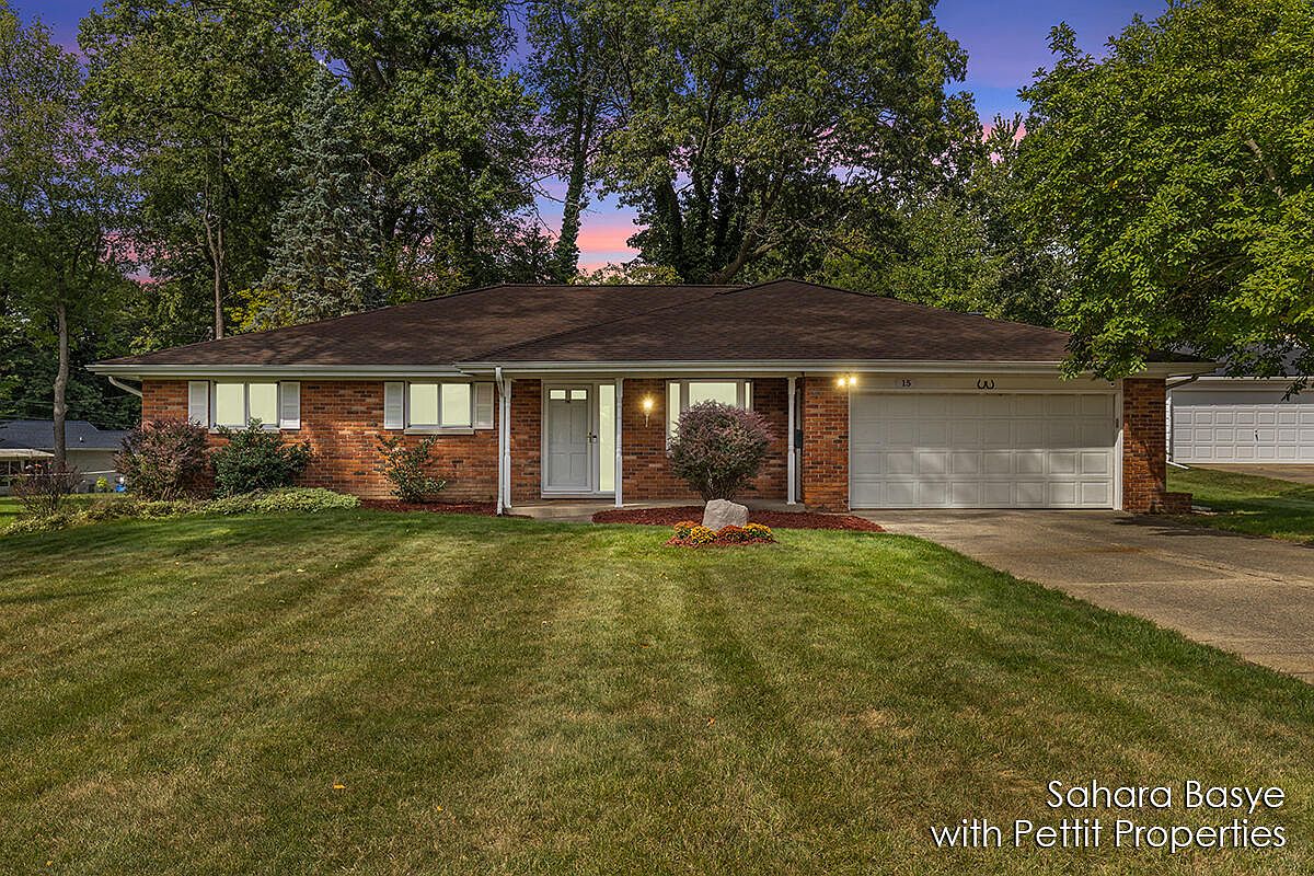 15 Birch Hill Dr, Battle Creek, MI 49015 | Zillow