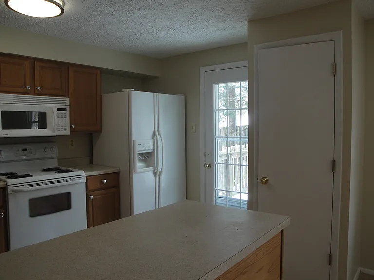 25528 Coltrane Dr — Photo 12