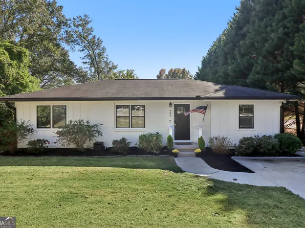 984 Valley Dr SE, Smyrna, GA 30080