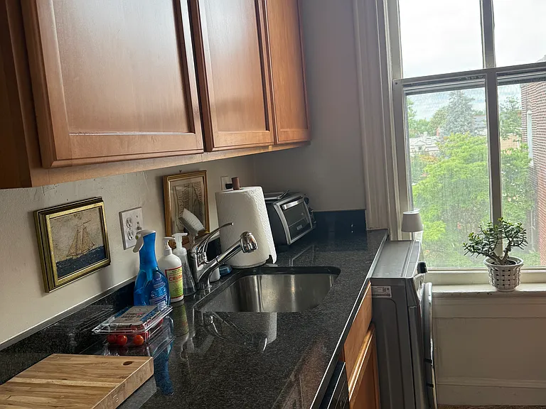 304 E Capitol St NE #4 — Photo 10