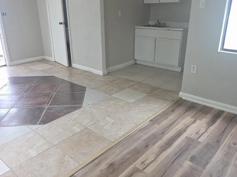 2329 Denver St #2 — Photo 4