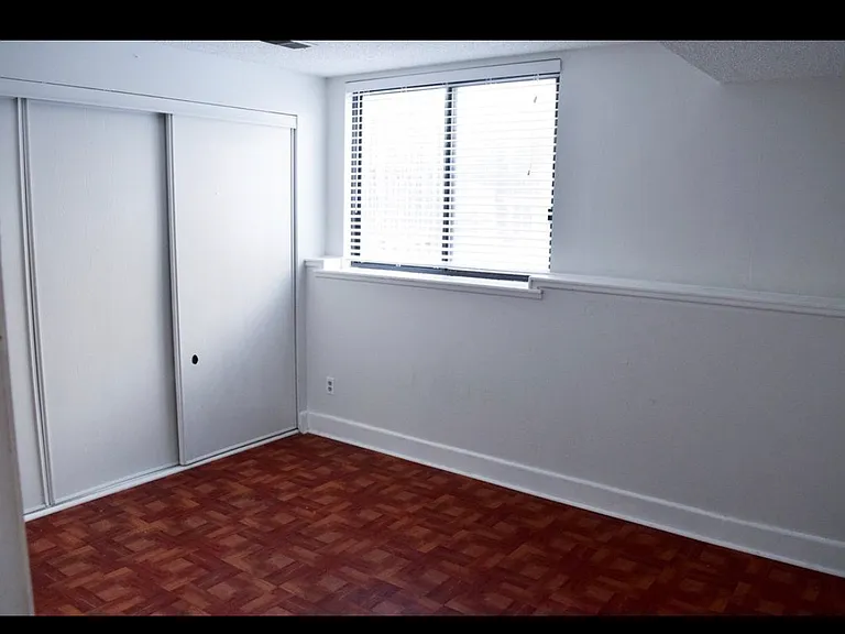 3755 Genoa Cir #C — Photo 13