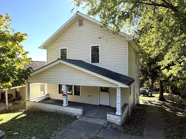 17 Waynesburg Pike Road, Moundsville, WV 26041