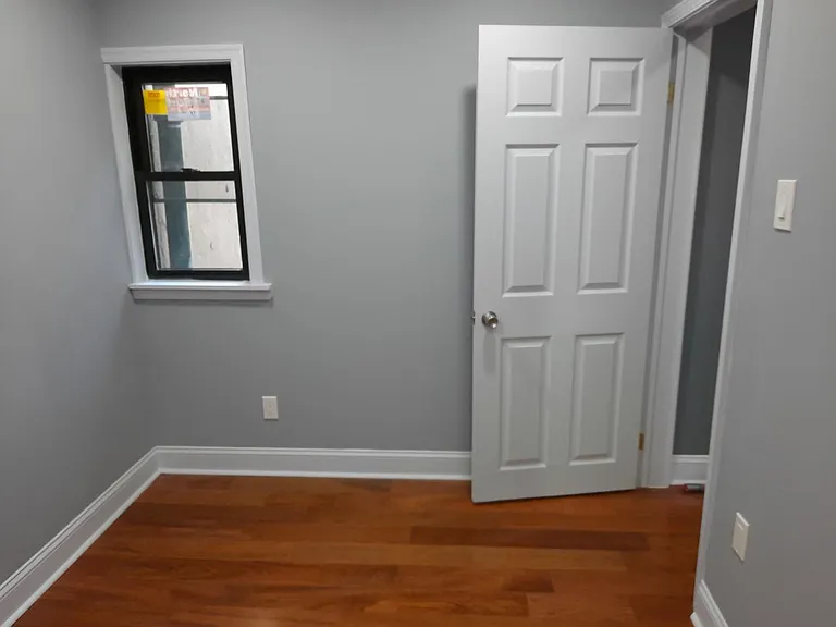 1729 S Hicks St — Photo 8