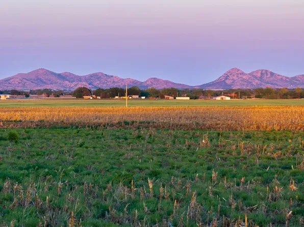 2 East County Rd #2-159, Altus, OK 73521