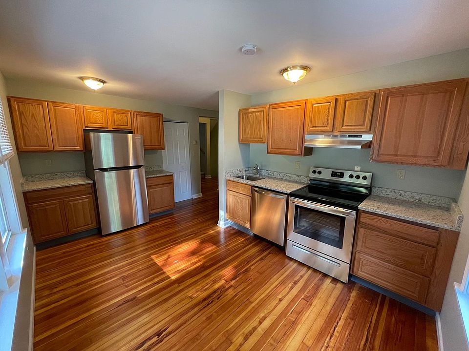 Newly Renovated Kitchen