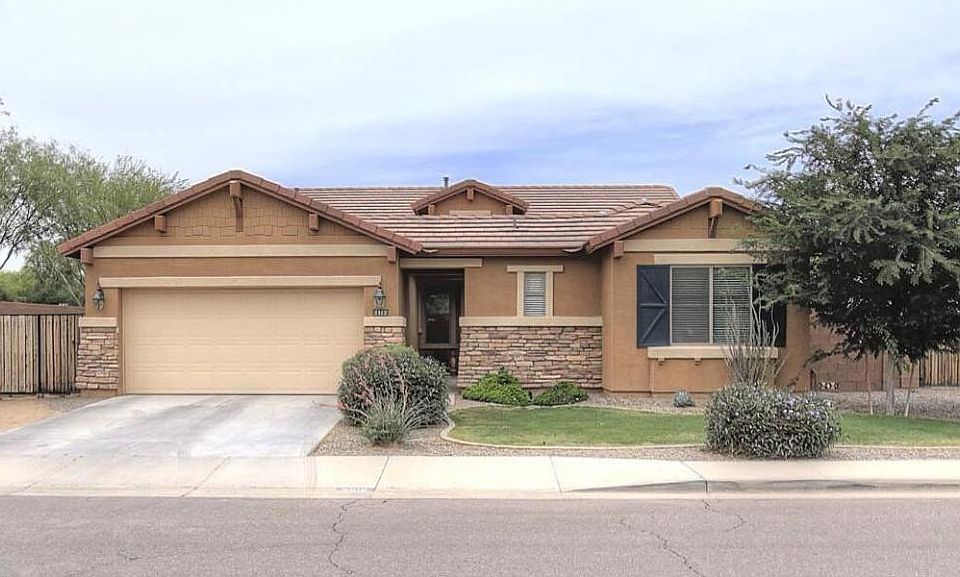 1st image of 2312 S Pinnacle Dr