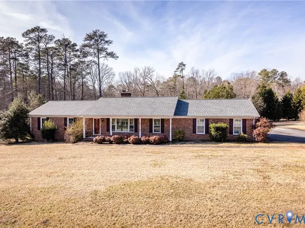 66 Georgia Ave, Warsaw, VA 22572