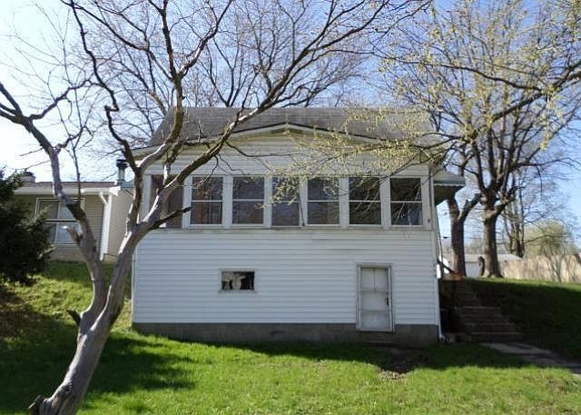 1st image of 1235 Nelson Ave