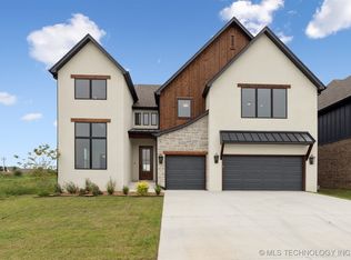 2321 E 134th Cir, Bixby, OK 74008