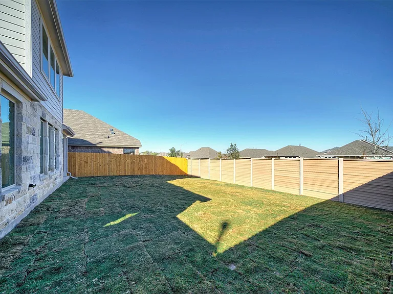 2428 Demorse Dr — Photo 21