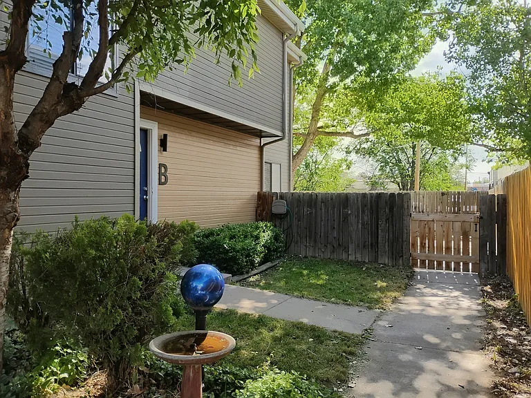 1579 Hooker St #B — Photo 21