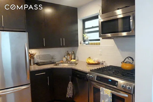 Rented by Compass | media 44