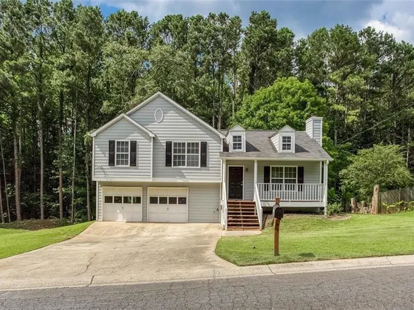 1049 Braddock Cir, Woodstock, GA 30189
