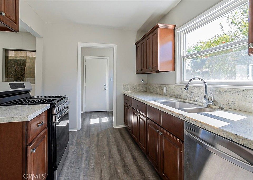 5988 Greenfield Ave, Riverside, CA 92506 Zillow