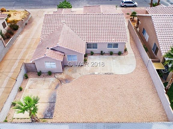 4th image of 304 Waterwheel Falls Dr