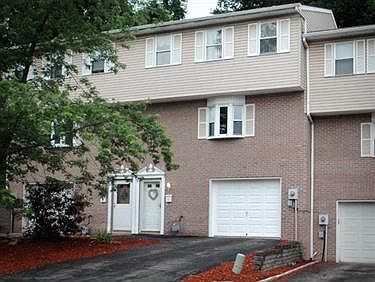 1st image of 319 Clavale Dr