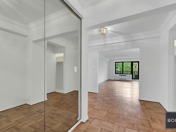 5th image of 120 E 79th St APT 4C